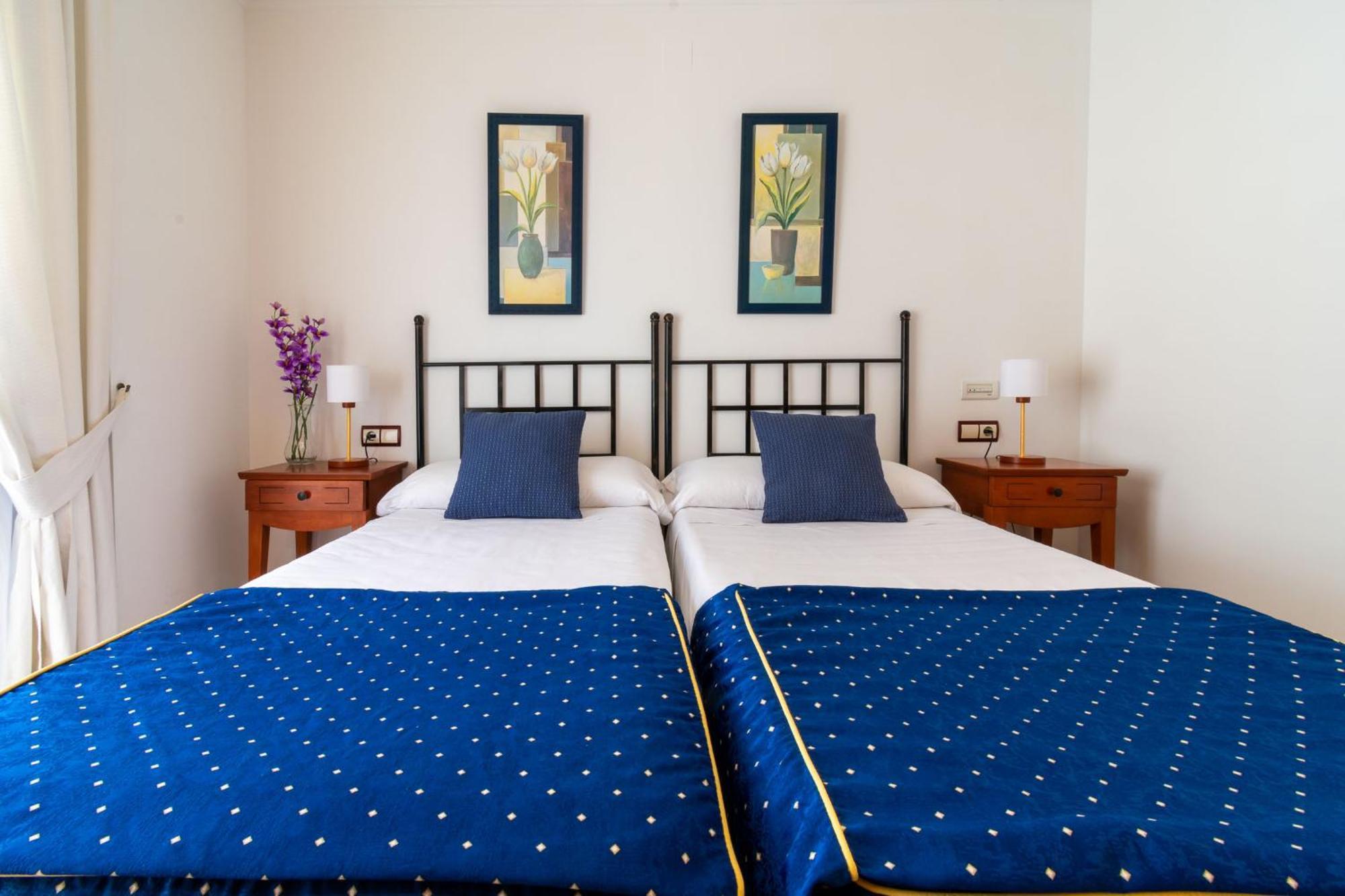 Apartamentos Albir Confort - Avenida 1 Dorm El Albir ภายนอก รูปภาพ