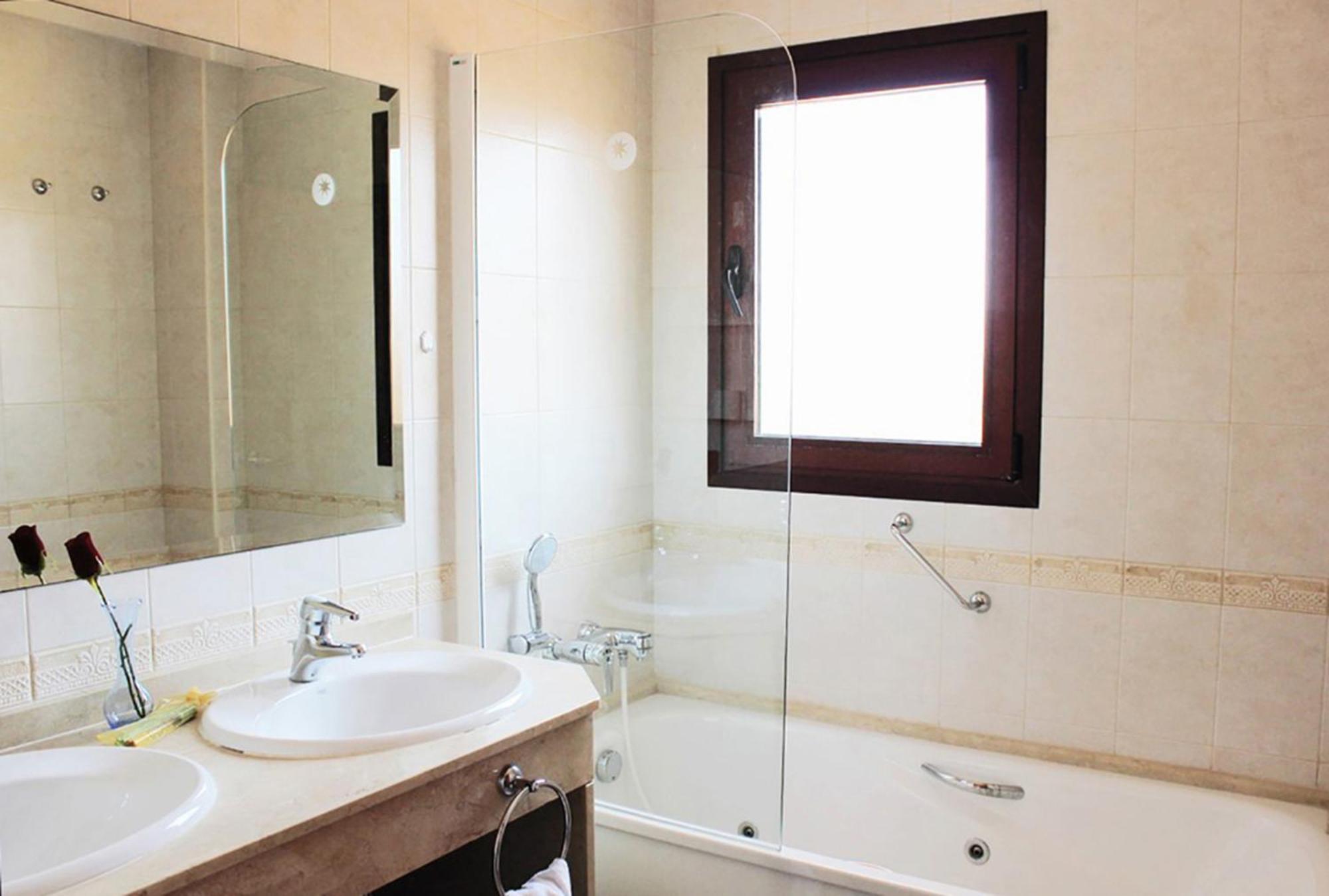 Apartamentos Albir Confort - Avenida 1 Dorm El Albir ภายนอก รูปภาพ