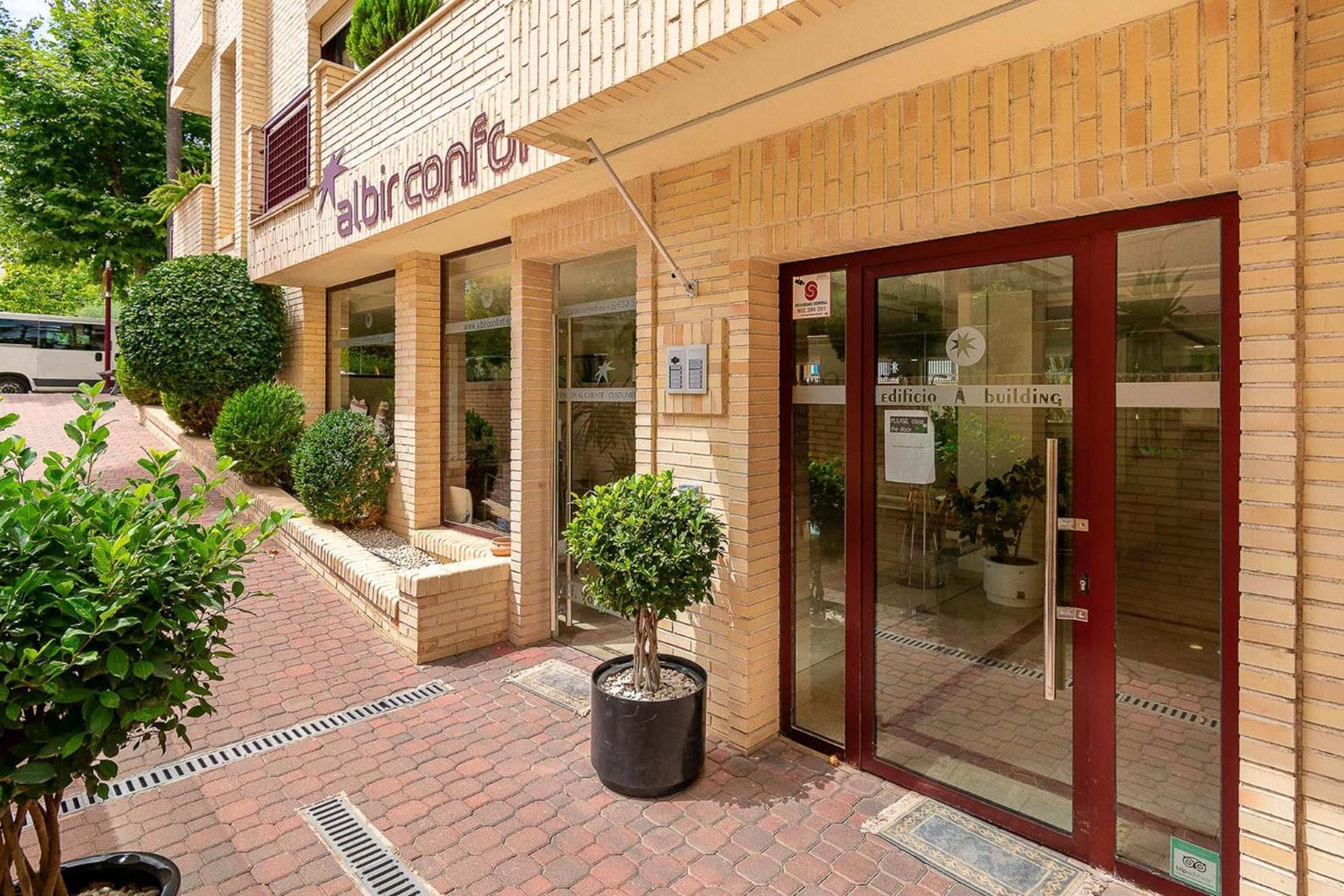 Apartamentos Albir Confort - Avenida 1 Dorm El Albir ภายนอก รูปภาพ